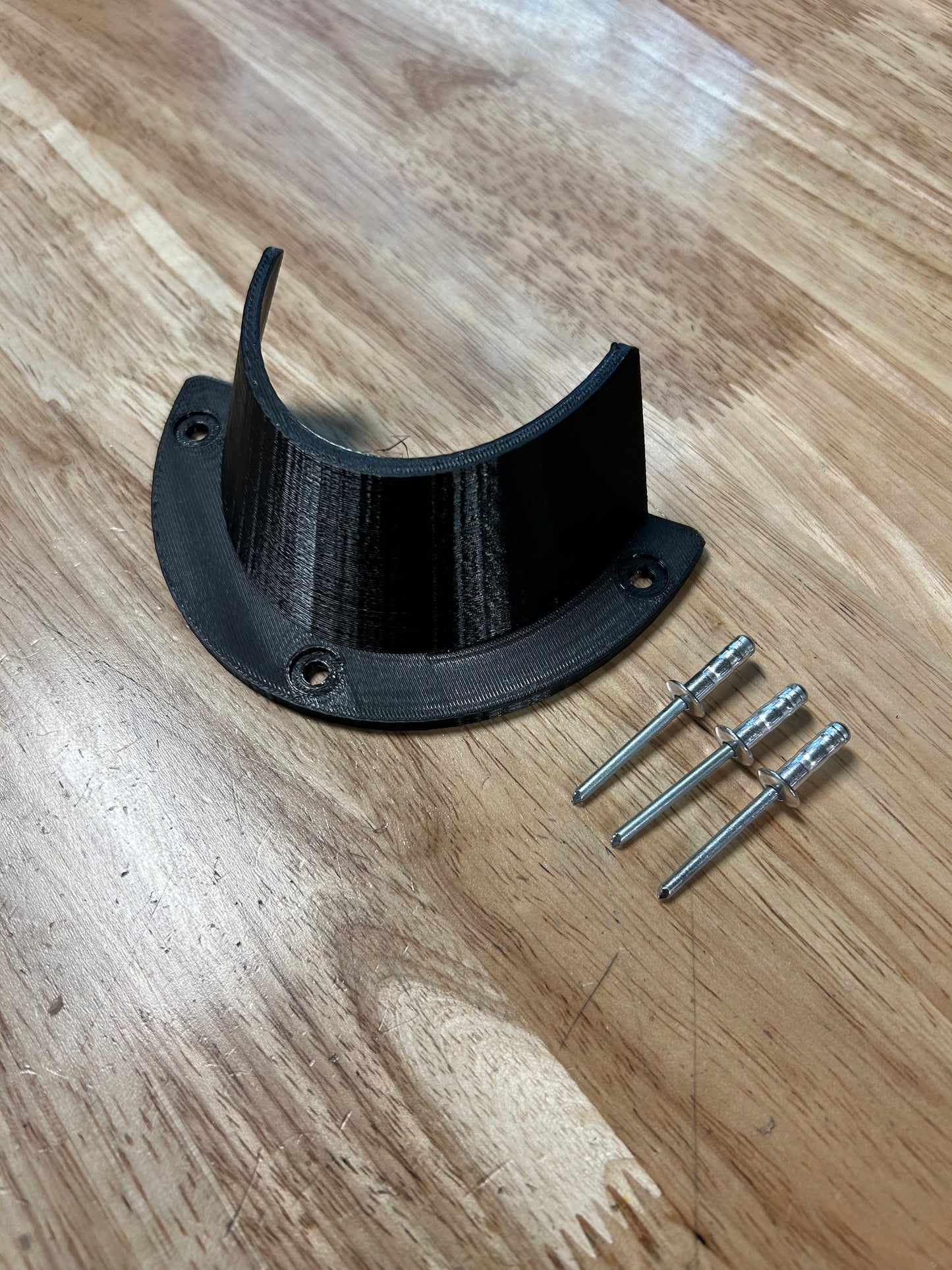 Filler Can Lid Deflector