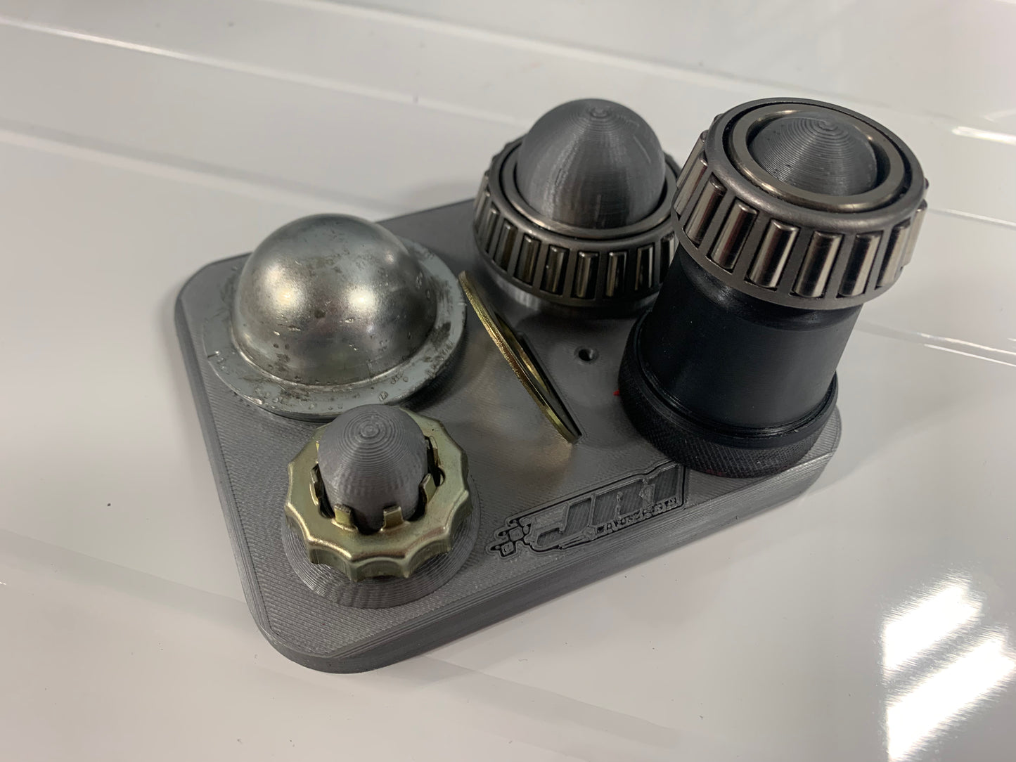 Pinto & Metric Front Hub Assembly Tray