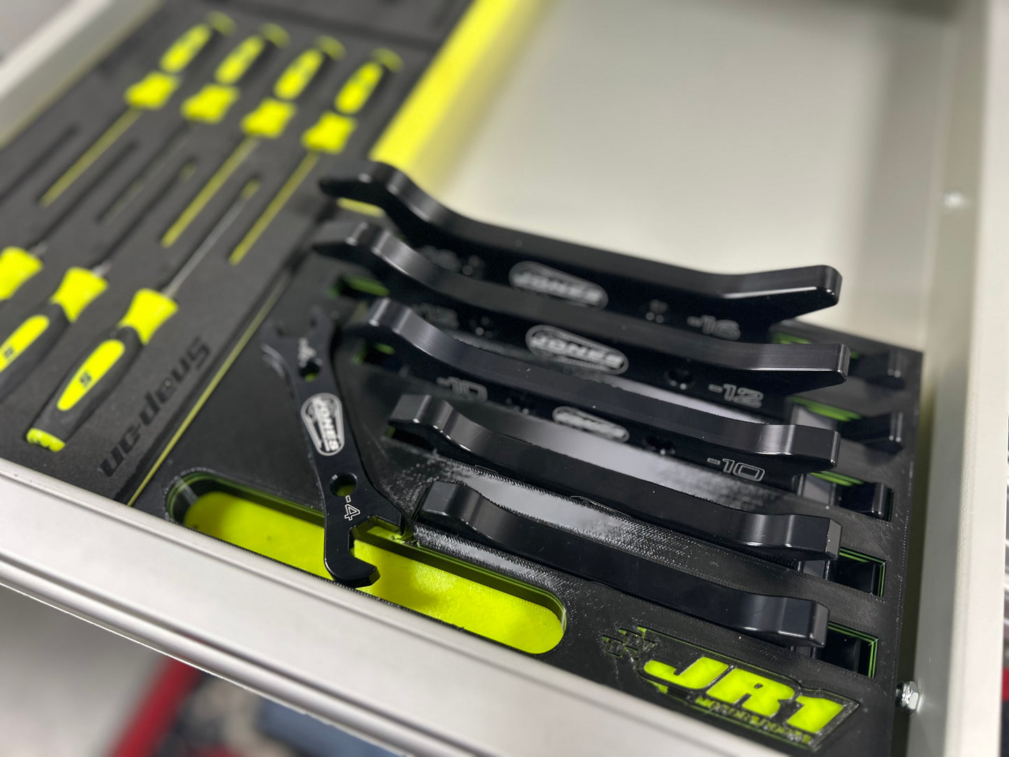 Jones AN Wrench Organizer
